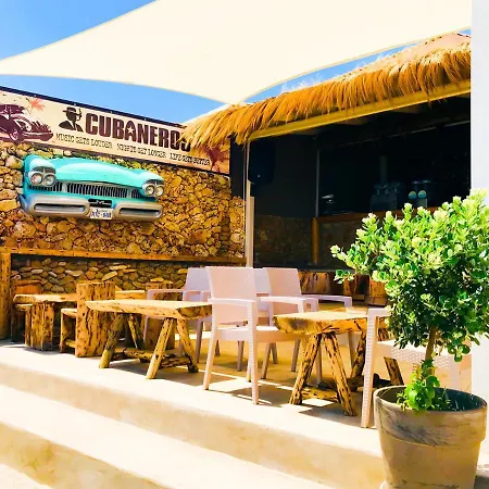 Hotel Cubaneros Laganas